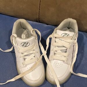 Heelys Kids White Sneakers with Wheels